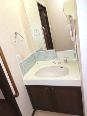 97271526_37_652_680_3