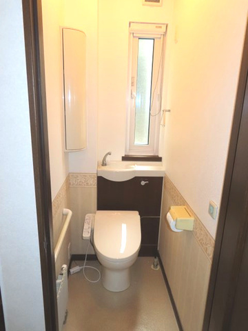 97271526_36_652_680_3