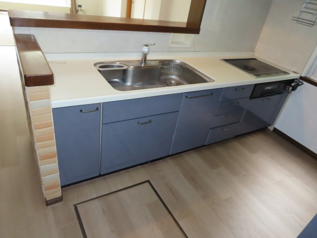 97271526_26_652_680_3